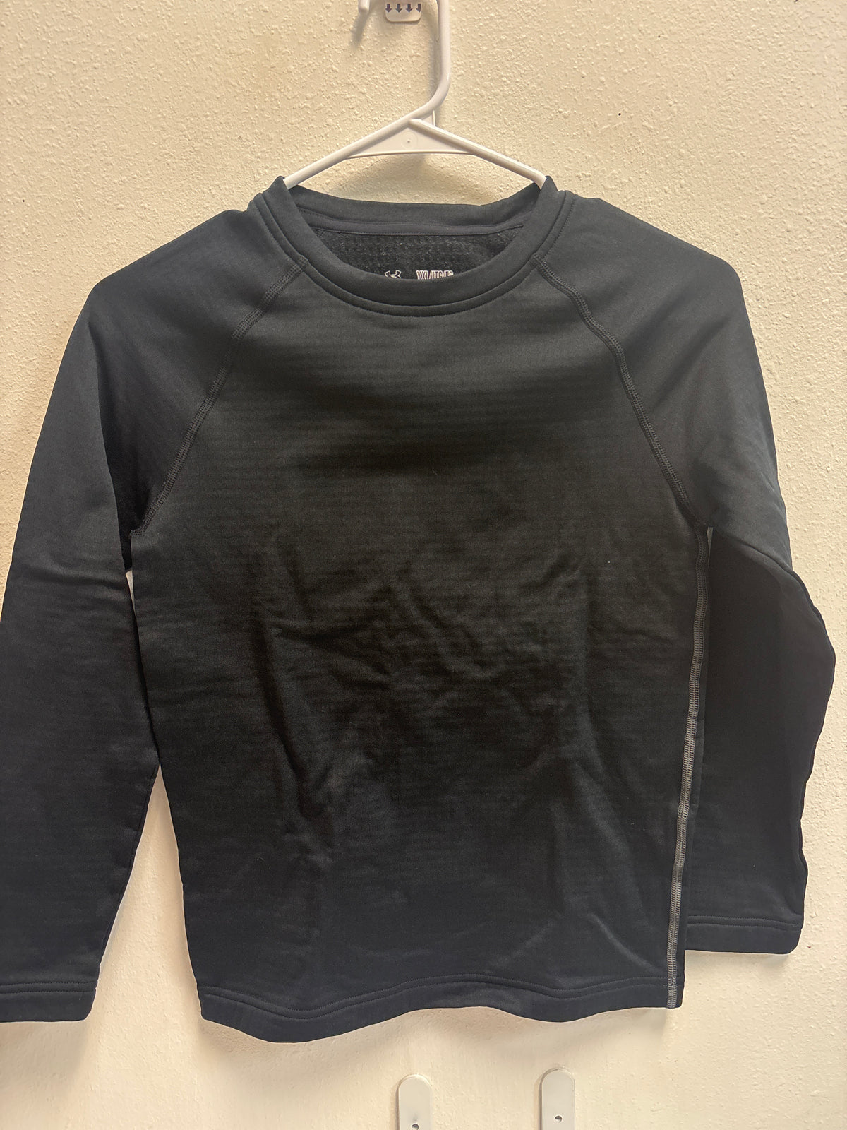 YXL Under Armour Fitted Cold Gear