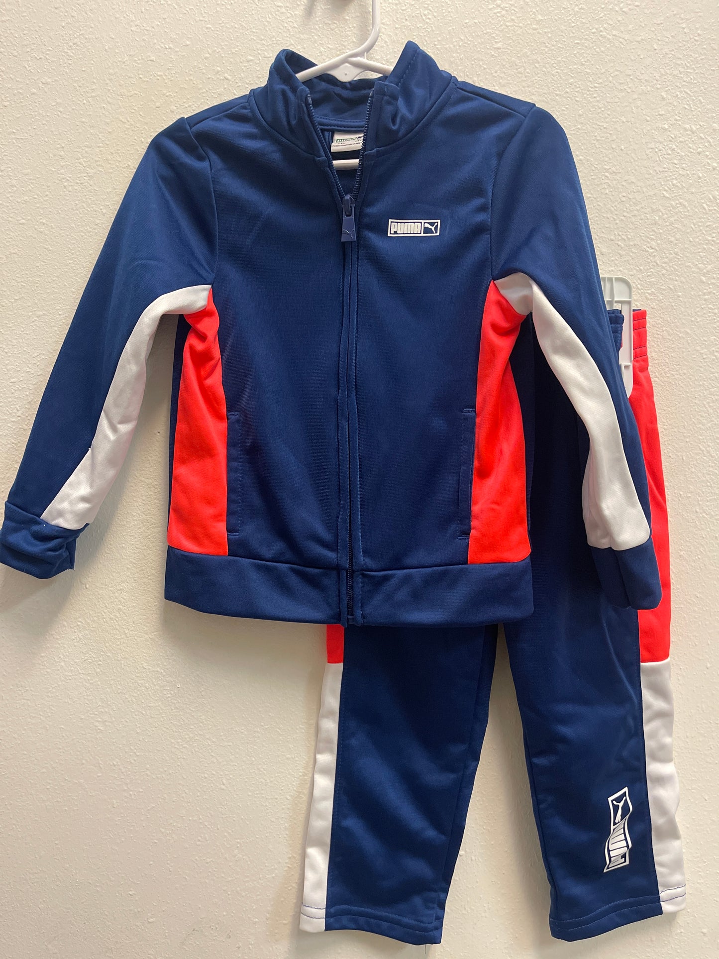 24m new Puma Navy Orange Track Set