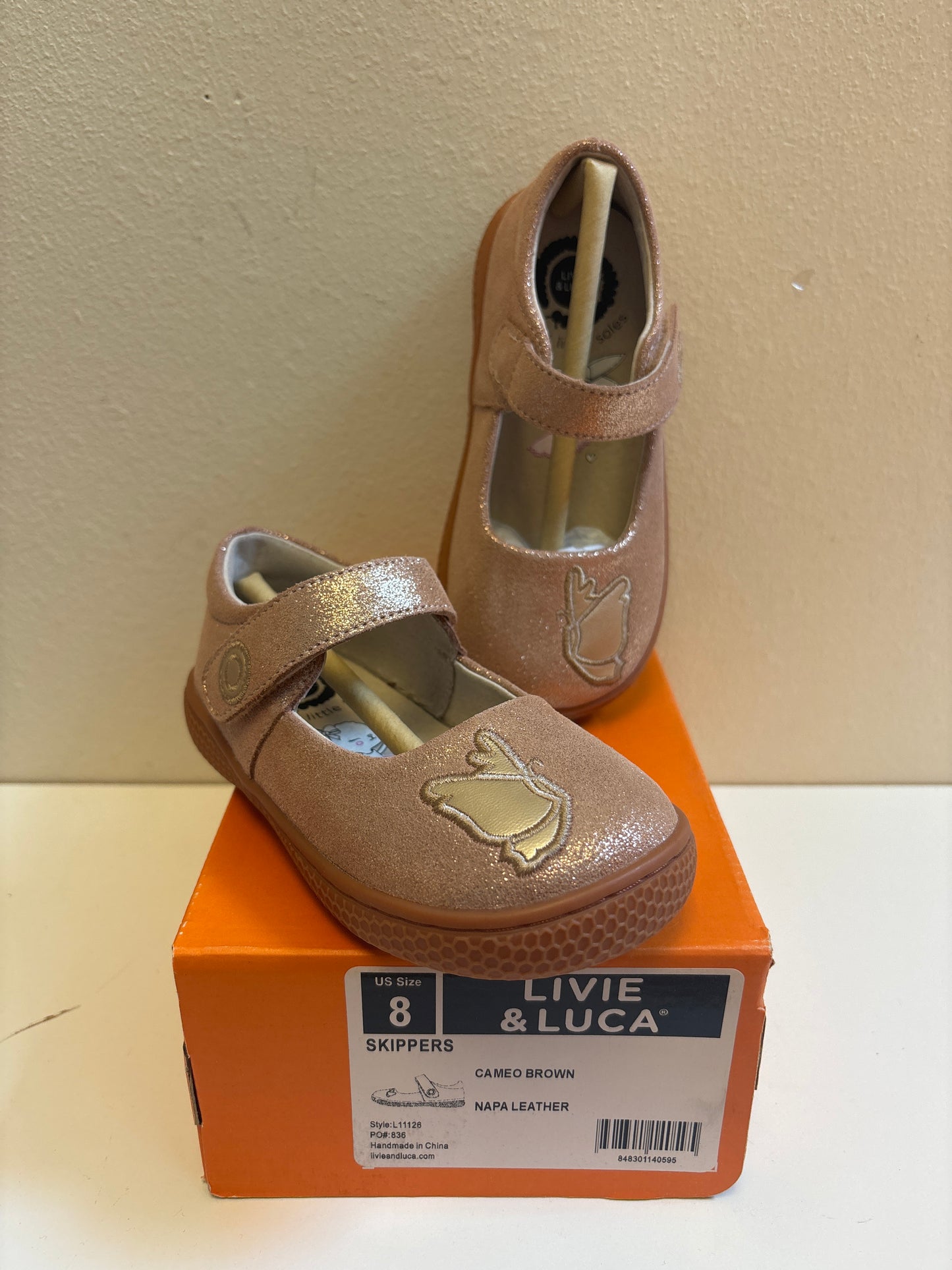 Size 8 New Livie Luca Skippers Cameo Brown Leather