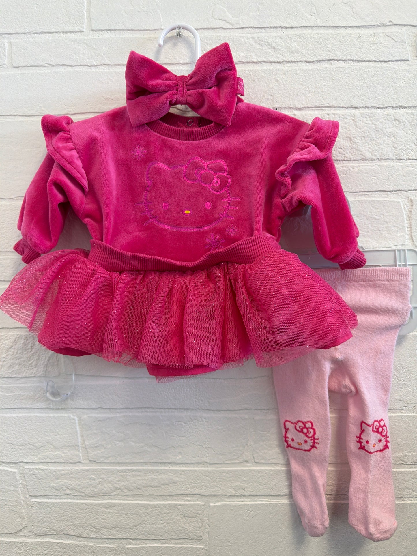 0/3m Hello Kitty Pink Velour Dress w/Tights+Headband