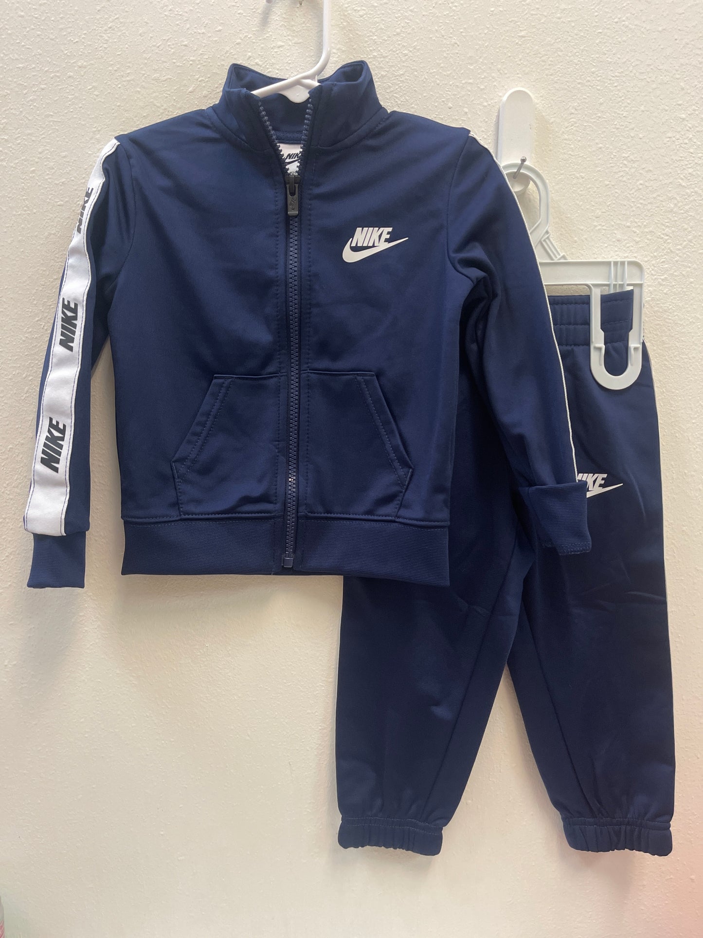 2t Nike Navy Track Set