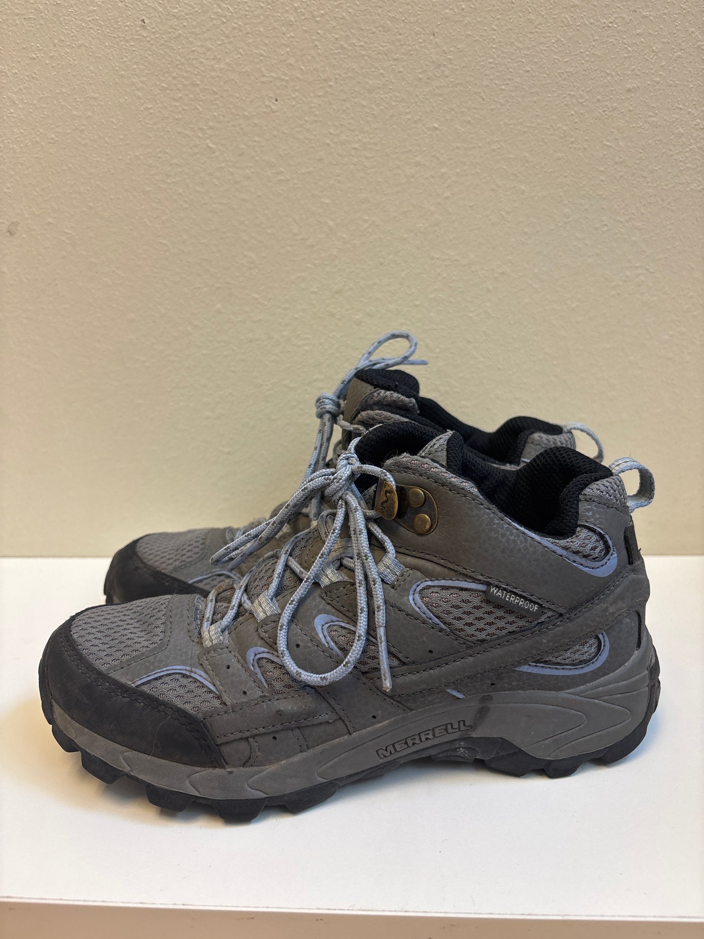 Size 3.5 Merrell Hiking Shoes