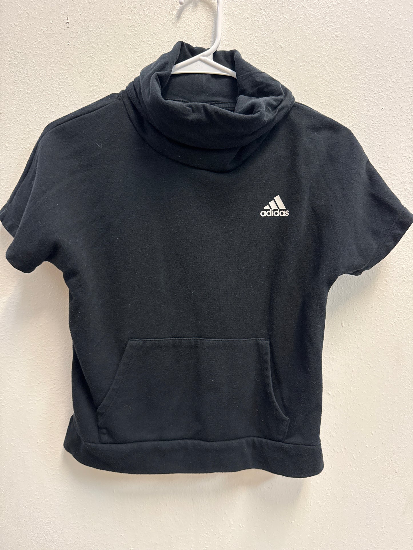 L (14) Adidas Short Sleeve Sweatshirt
