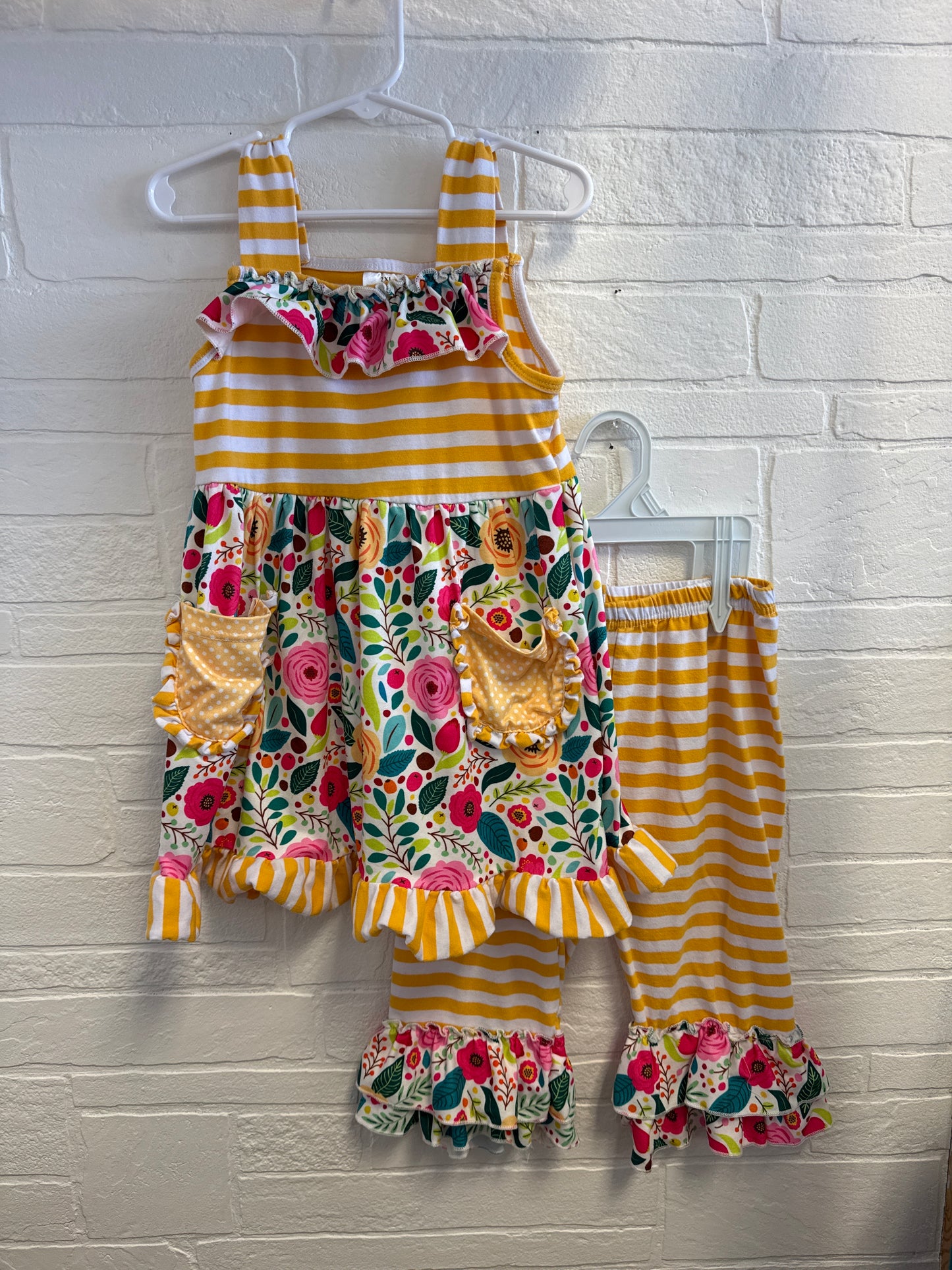 2XL (6/7) Yellow Stripe & Flowers Set