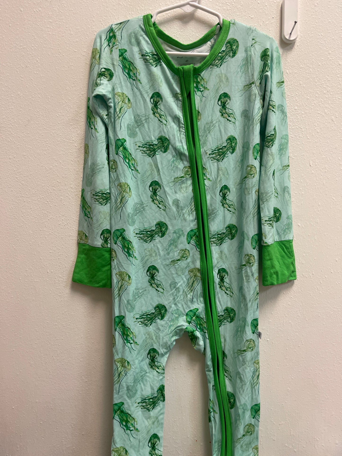 4t NEW Laree & Co Green Jellyfish Zippie