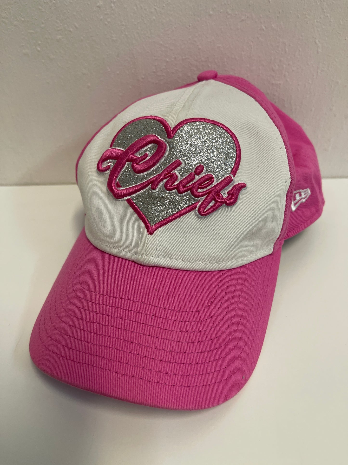 Youth Chiefs Pink Heart Hat