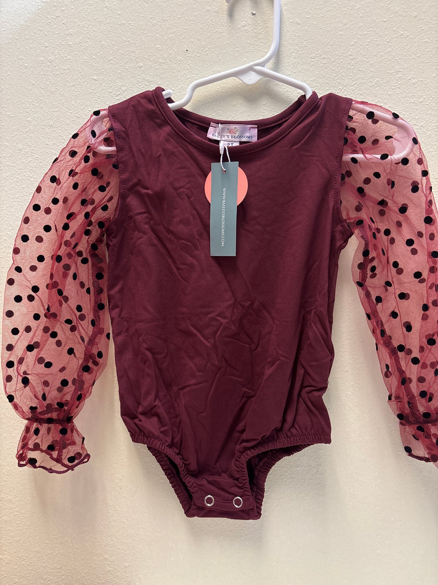 2T New Baileys Blossoms Sheer Sleeve Leo