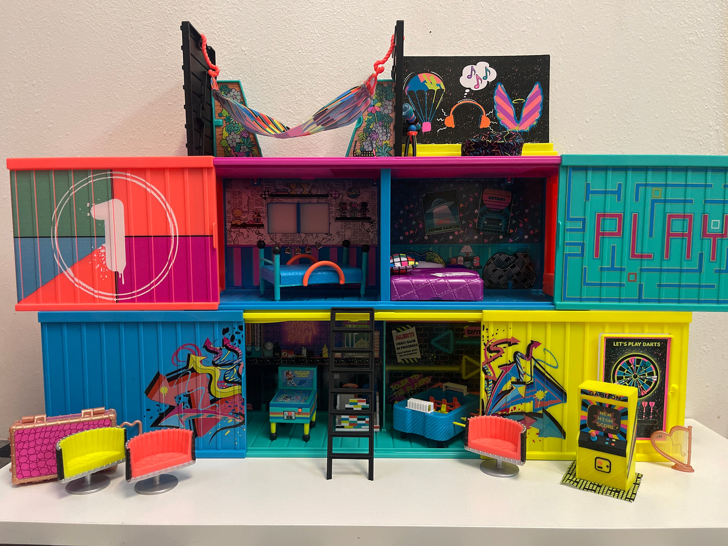LOL Shipping Container Clubhouse