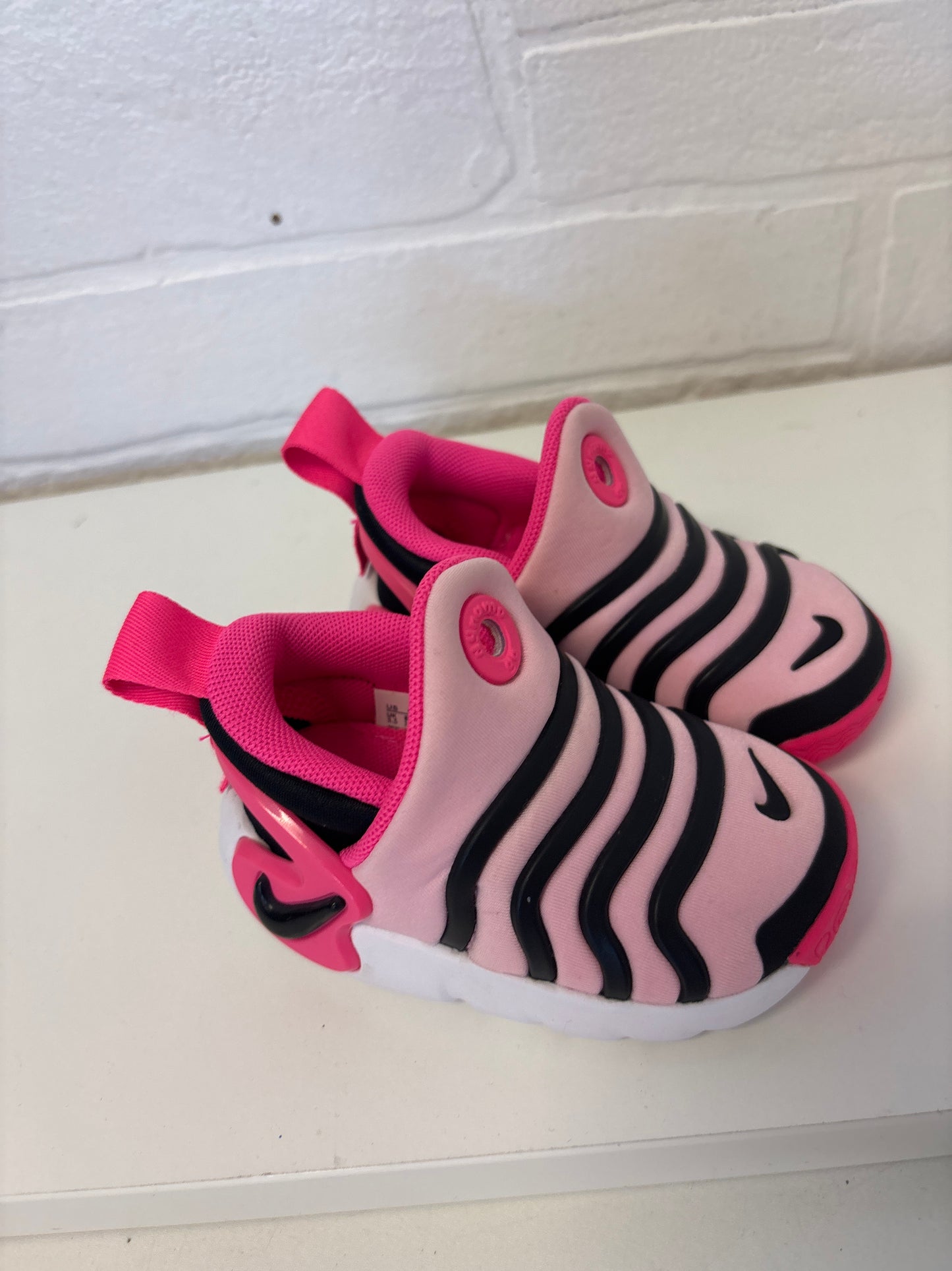 Size 4 Toddler Pink Black Nike Shoes