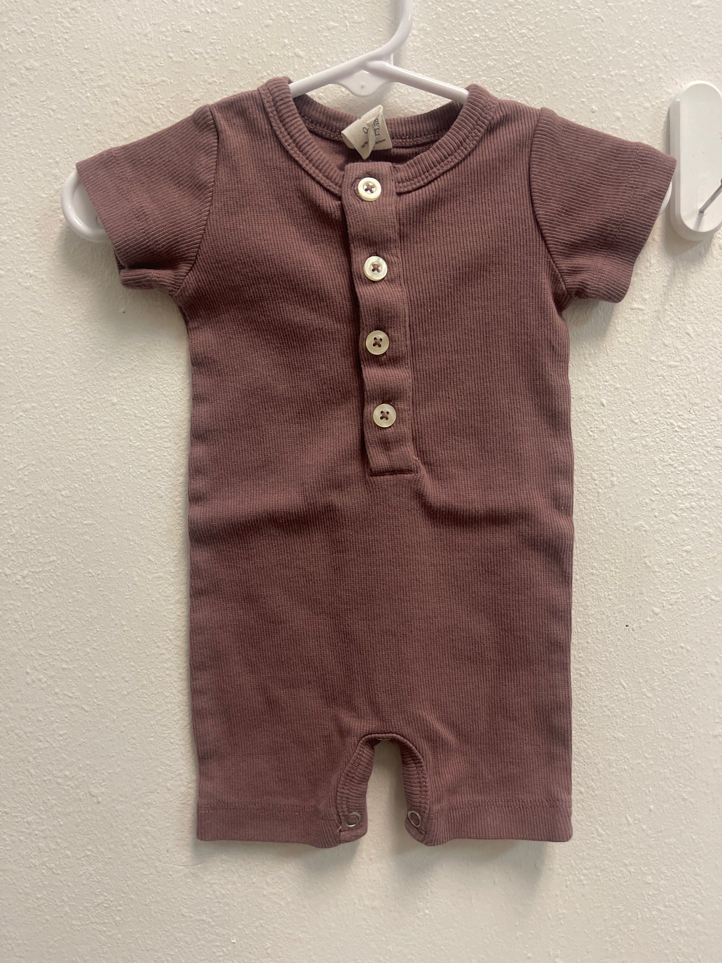 0/3m Kate Quinn Mauve Ribbed Romper