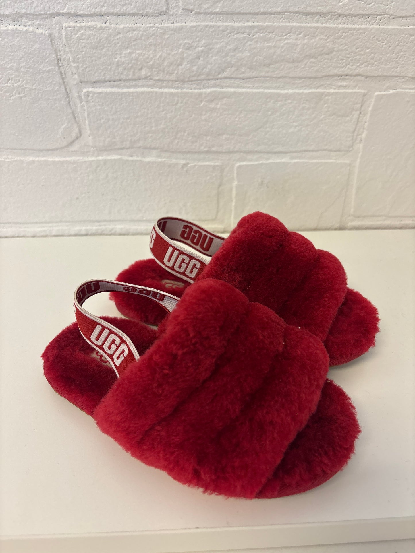 Size 10 Toddler Red Ugg Fluff Yeah Slides