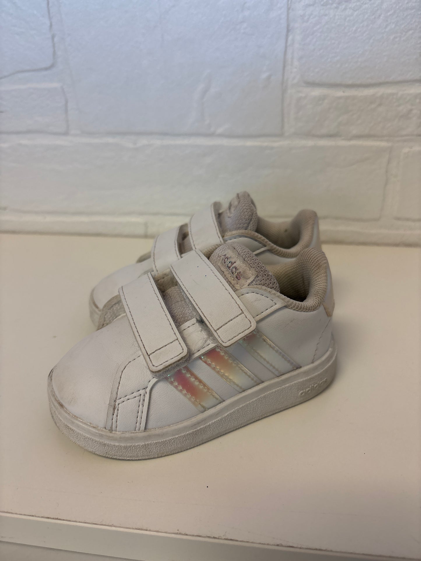 Size 5 Toddler White Adidas