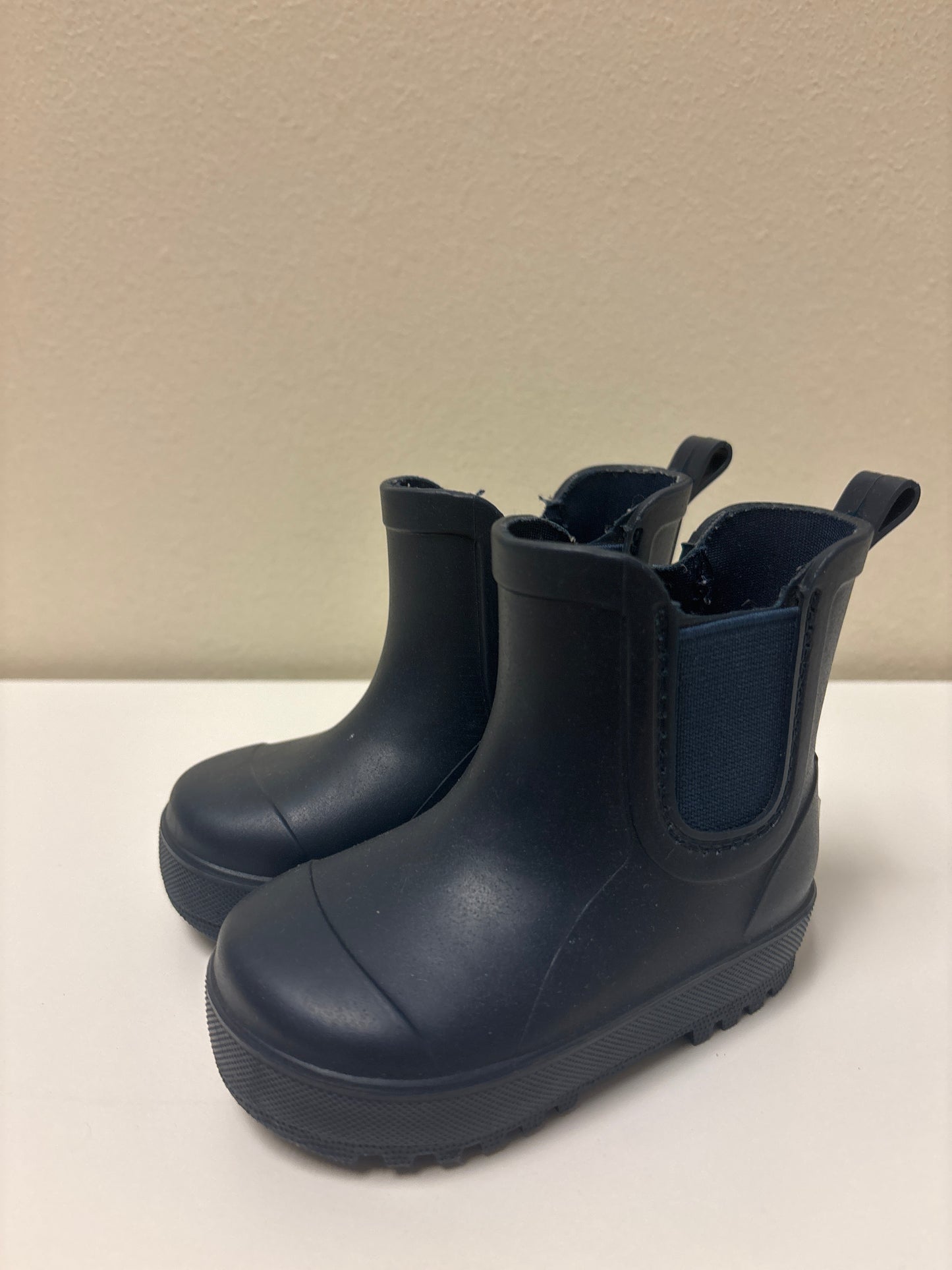 Size 3 Navy Bearpaw Boots