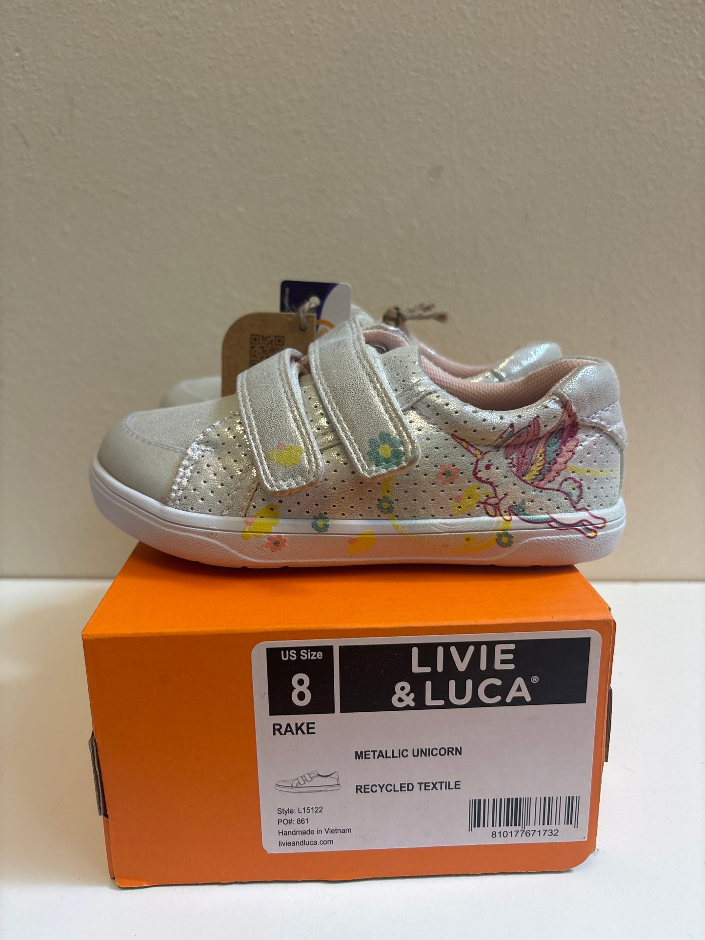 Size 8 New Livie Luca Rake Metallic Unicorn
