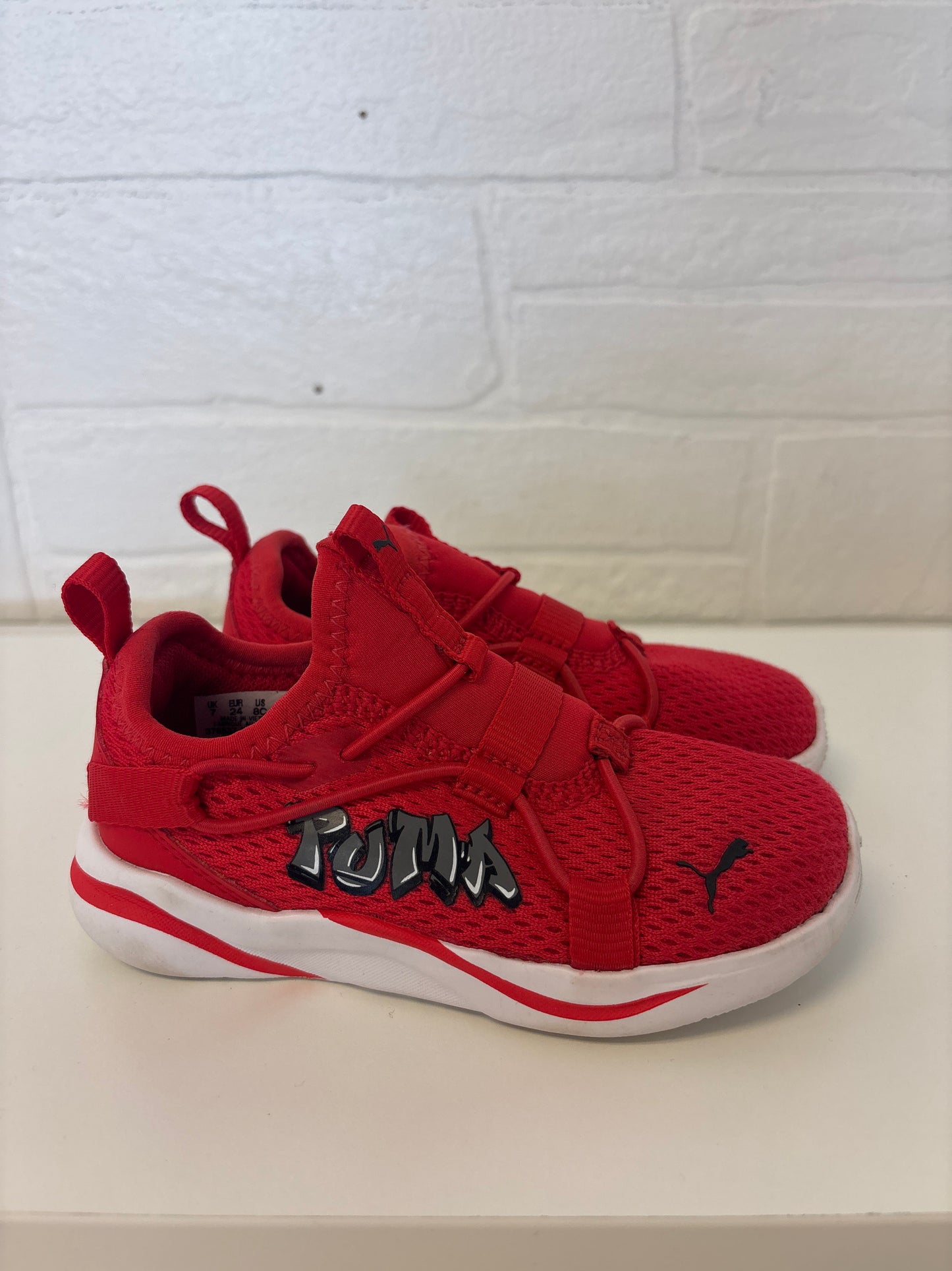 Size 8 Red Pumas