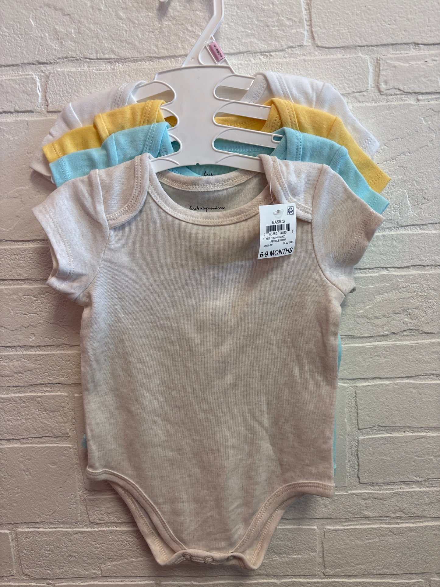 6-9m New 4 Pack Onesies