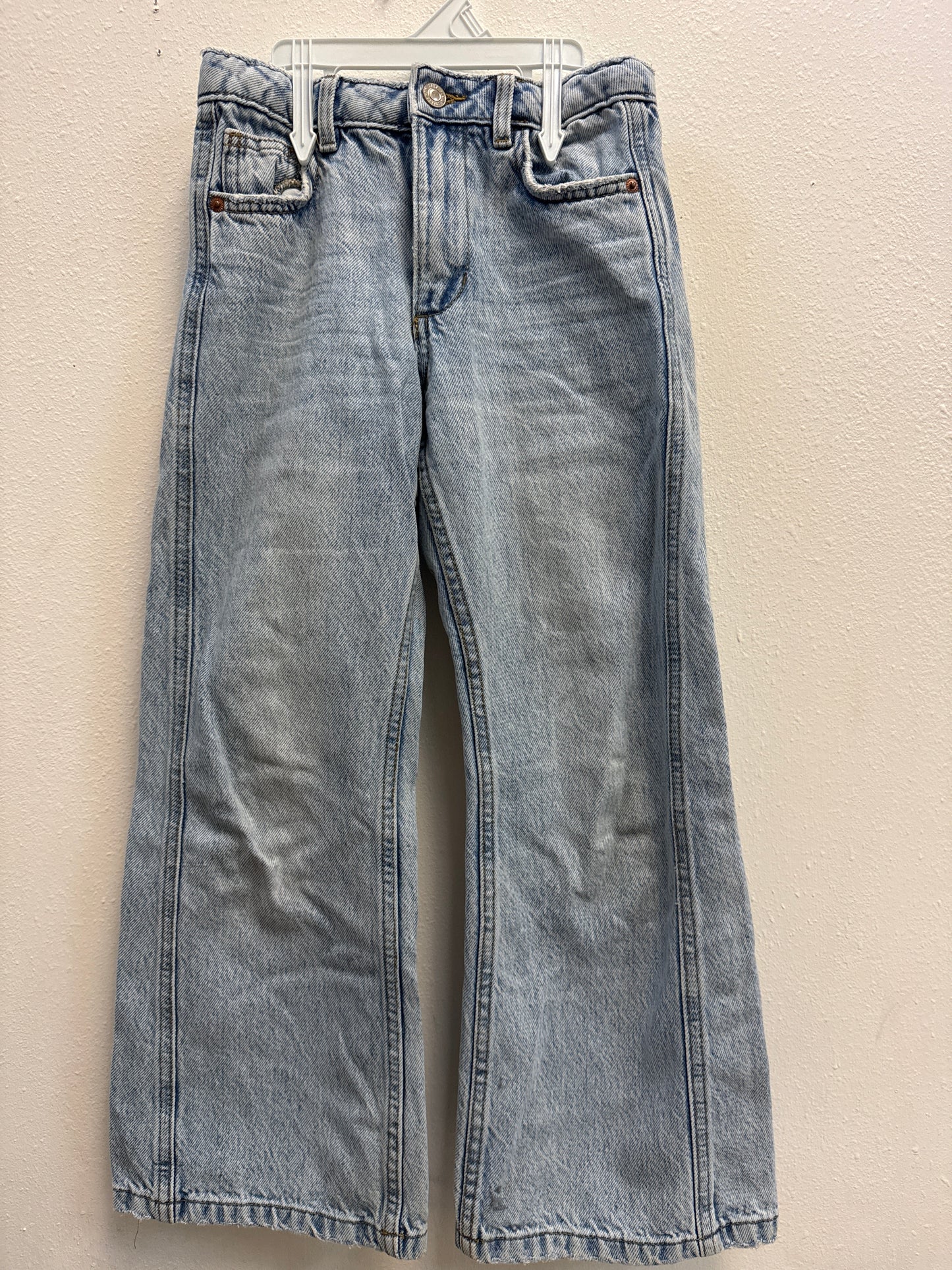 9 Zara Light Wash Wide Leg Jeans