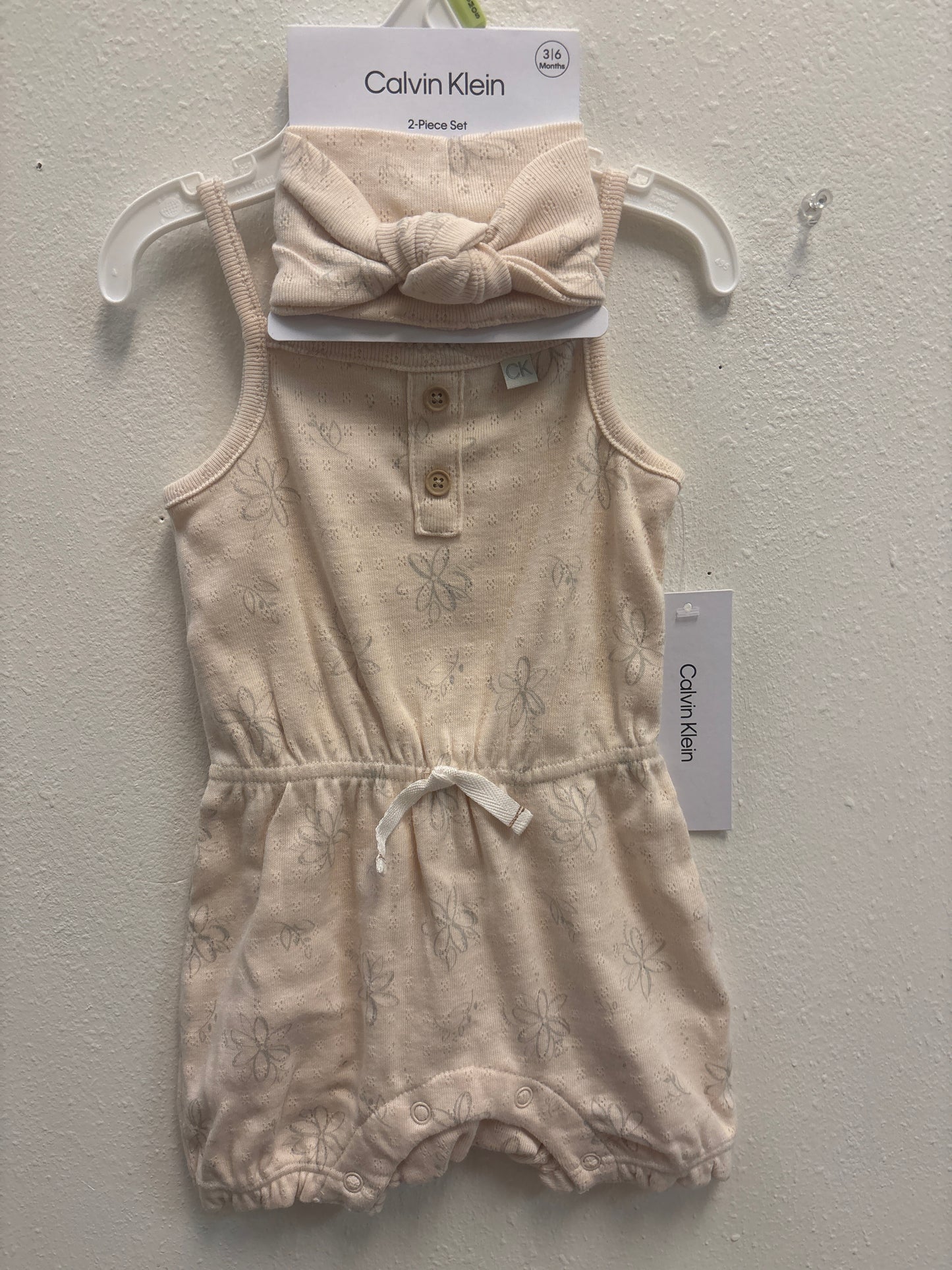 3-6m New Calvin Klein Romper