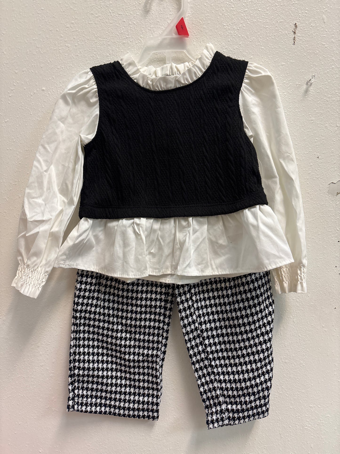 2T New Houndstooth Outfit