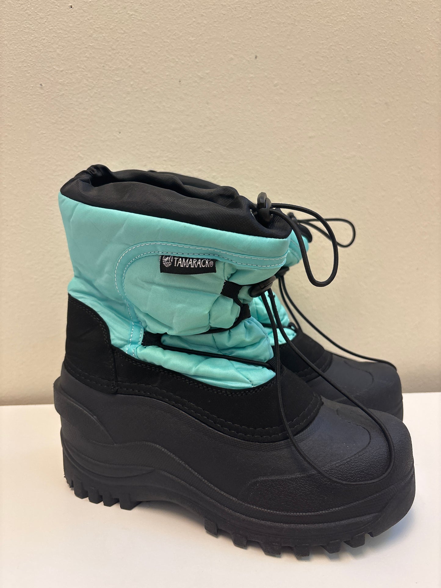 Size 4 Big Kids Tamarack Snow Boots