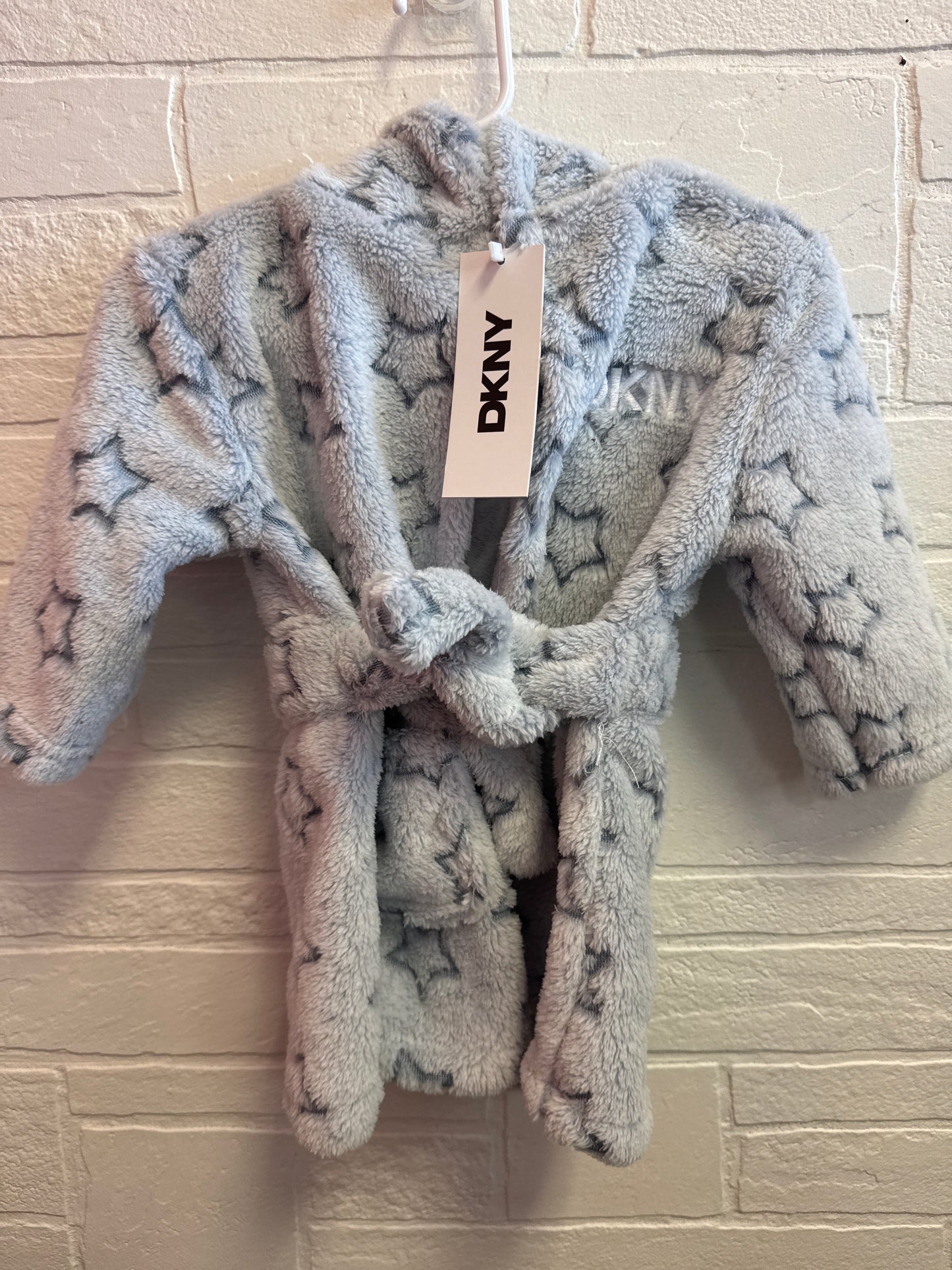 3-6m NEW DKNY Hooded Star Robe