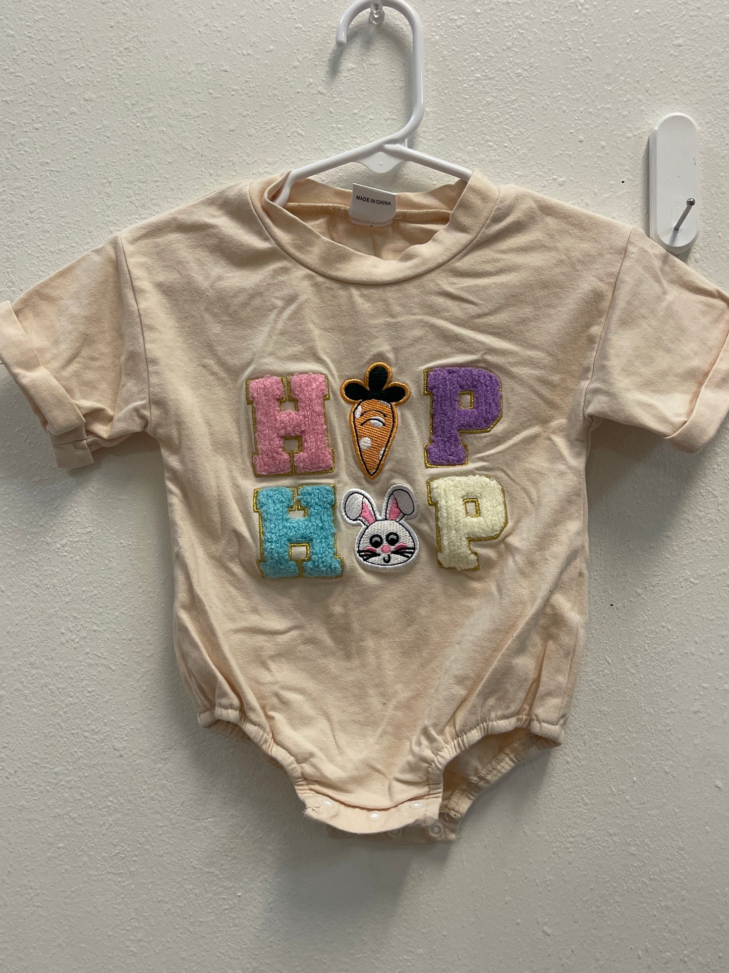 6/12m Hop Hop Romper