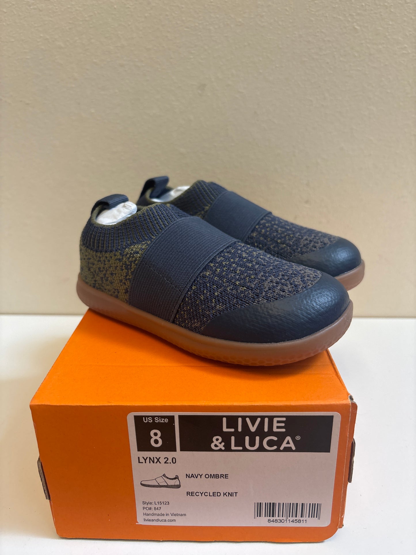 Size 8 New Livie Luca Lynx 2.0 Navy Knit
