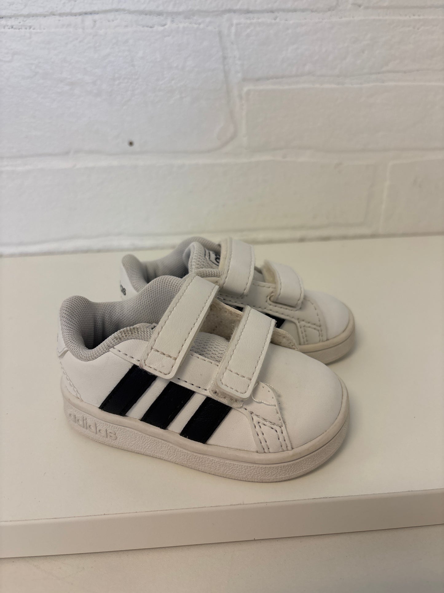 Size 3 Infant Black White Adidas