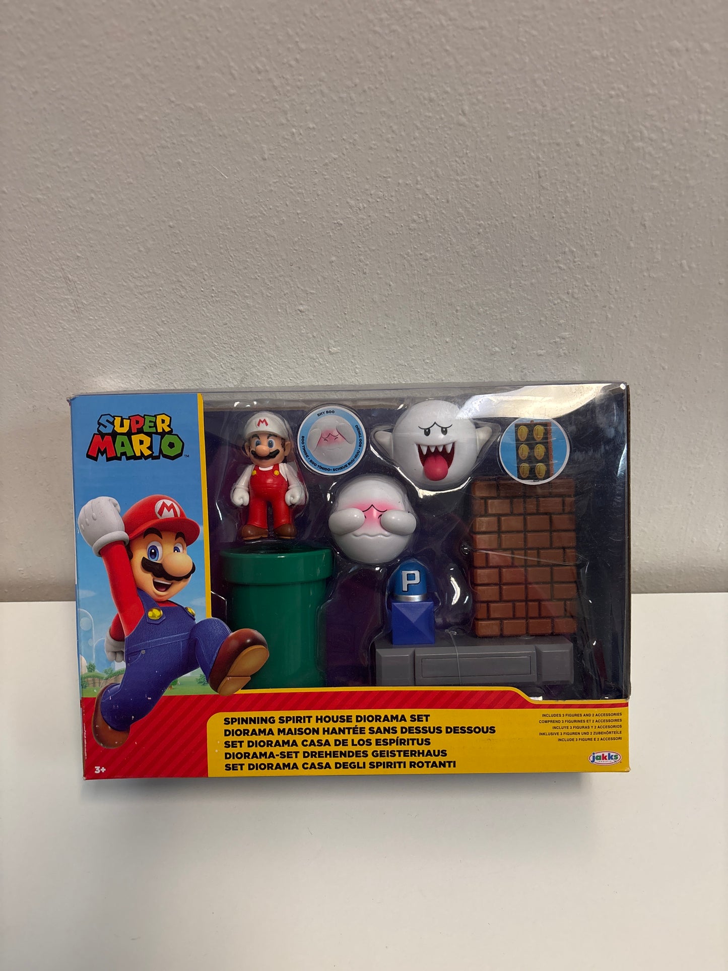 New Jakks Pacific Super Mario Spinning Spirit House Diorama Set