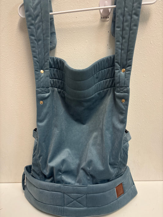 Nest Blanche Blue Velvety Carrier