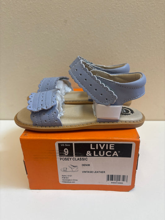 Size 9 New Livie Luca Posey Classic Denim