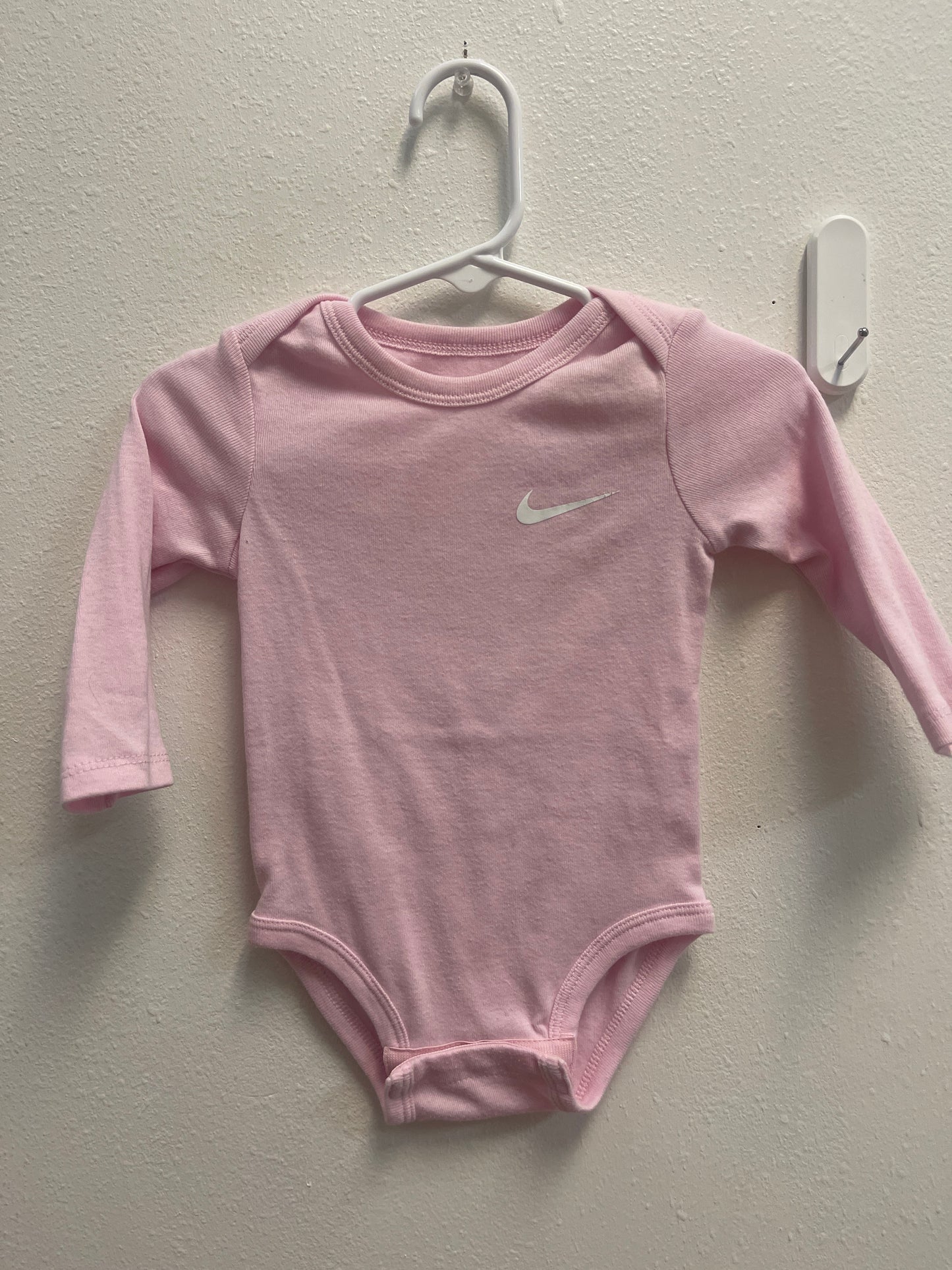 9m Nike Light Pink Long Sleeve Onesie