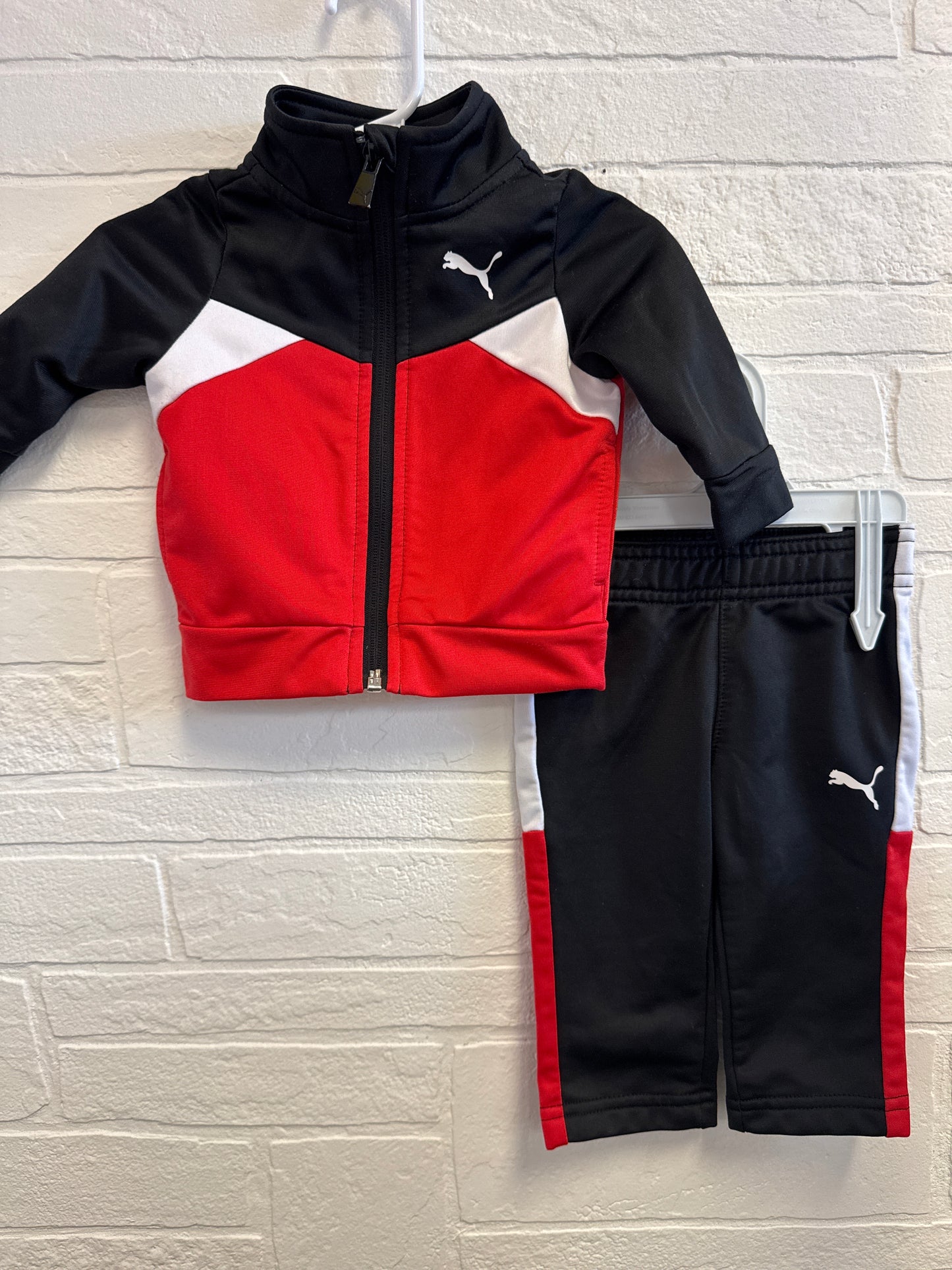 0-3m Puma Red + Black Track Set