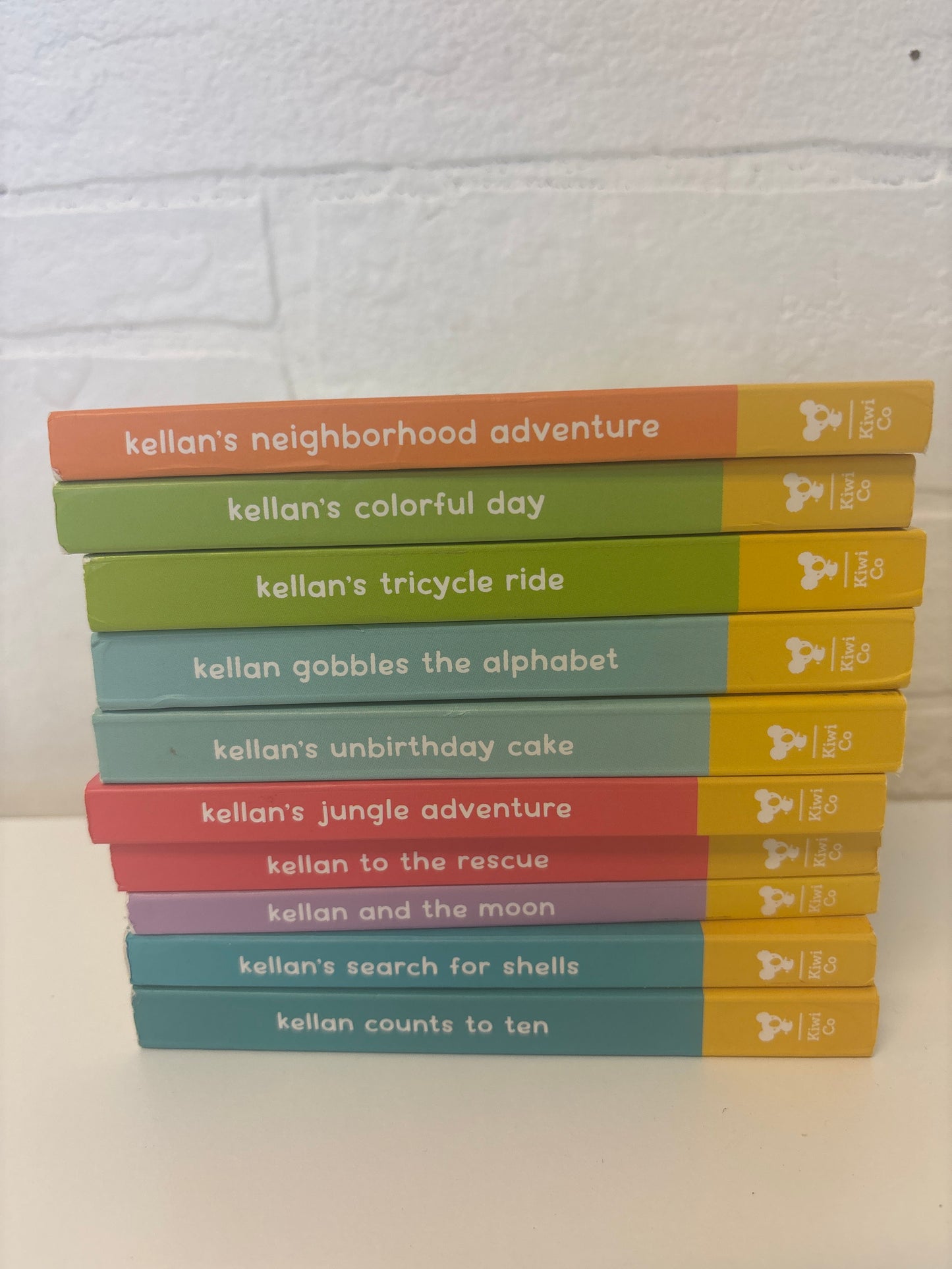 10 Kiwi Co Kellan Books