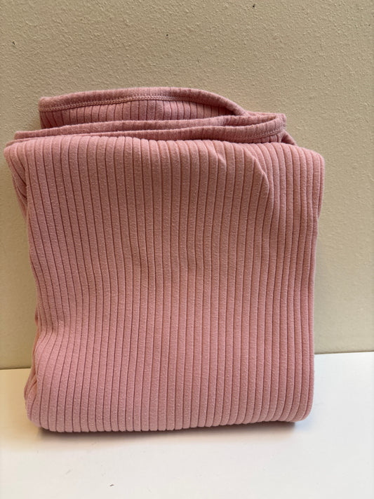 Kate Quinn Pink Ribbed Blanket