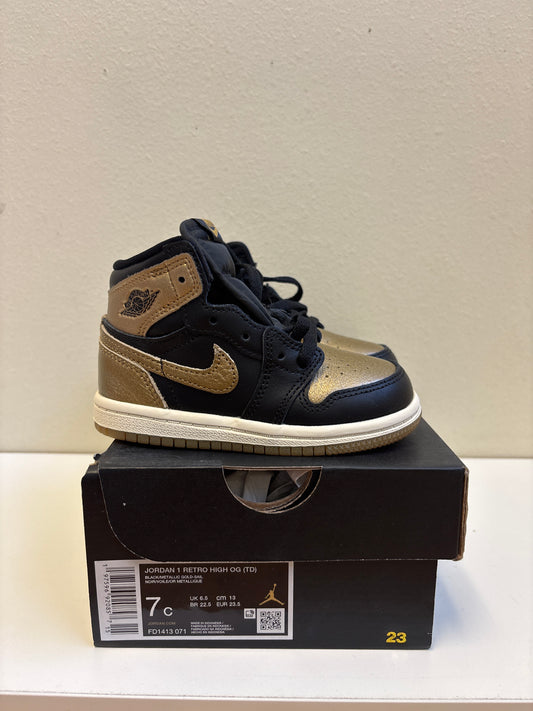 7 New Jordan 1 Retro High OG