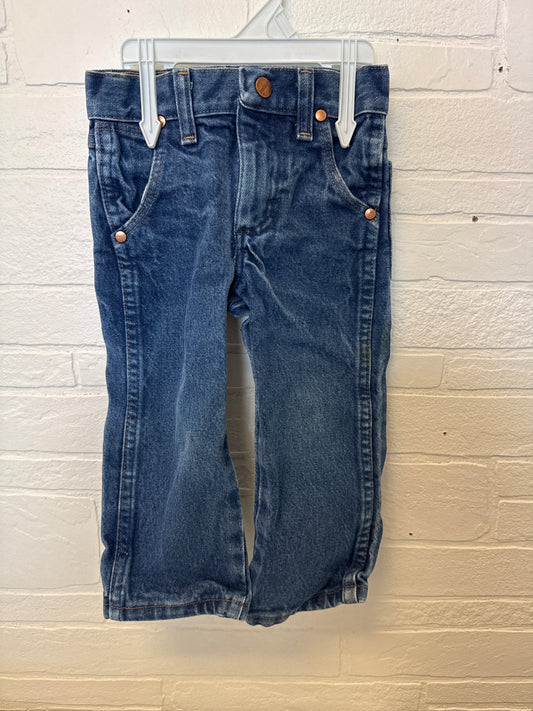 2t Wrangler Leather Patch Medium Wash Jeans