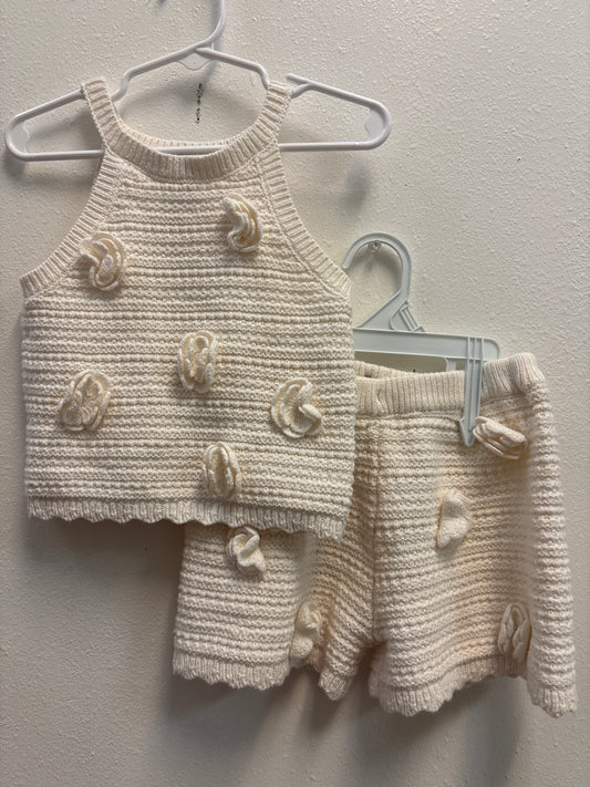 6x Cream Sweater Short Set