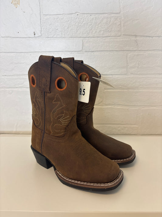 Size 9.5 New Masterson Boots