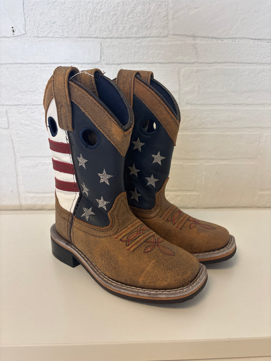 Size 8.5 New Flag Boots