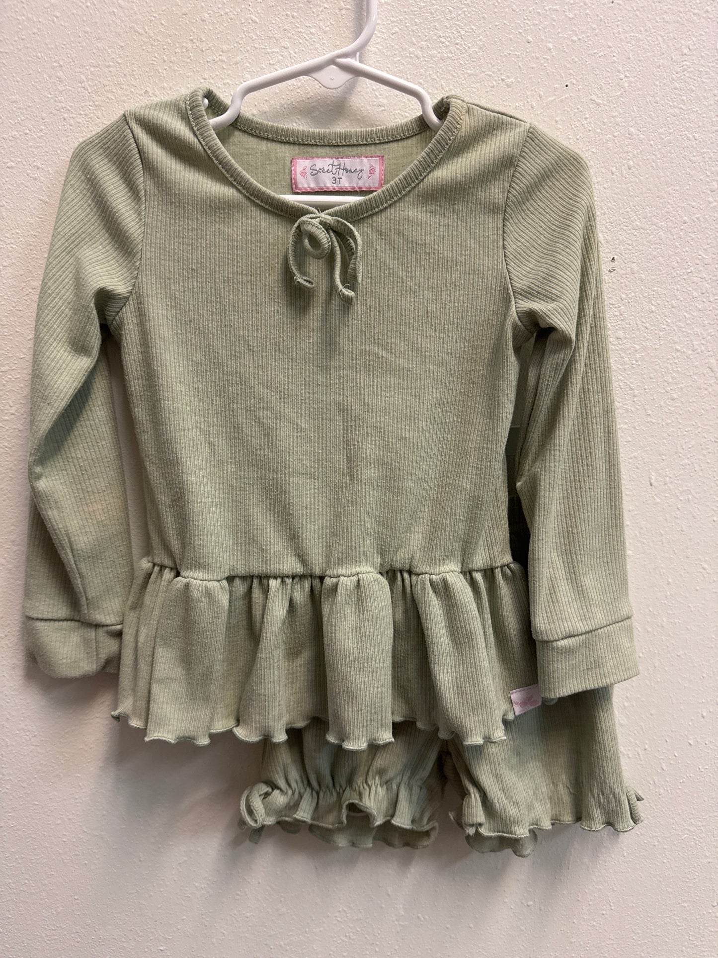 3t Sweet Honey Green Ribbed Short Set
