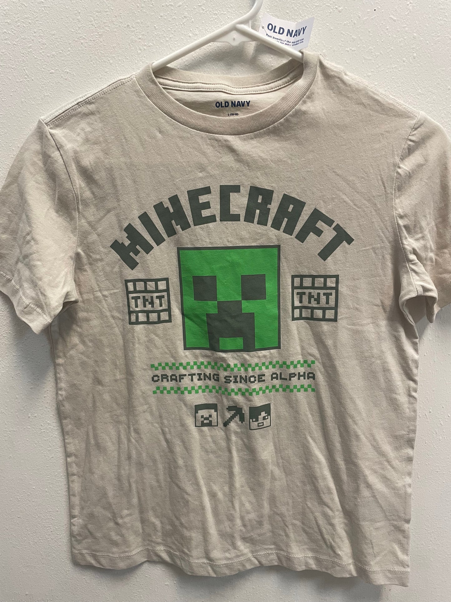 10/12 NWT Boys Minecraft Graphic Shirt | Old Navy Creeper Tee