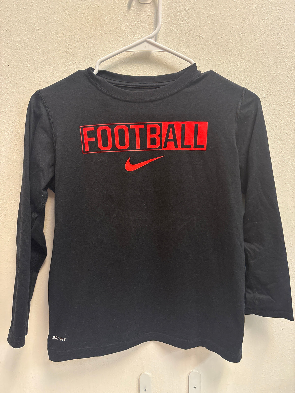 M Nike Football Tee