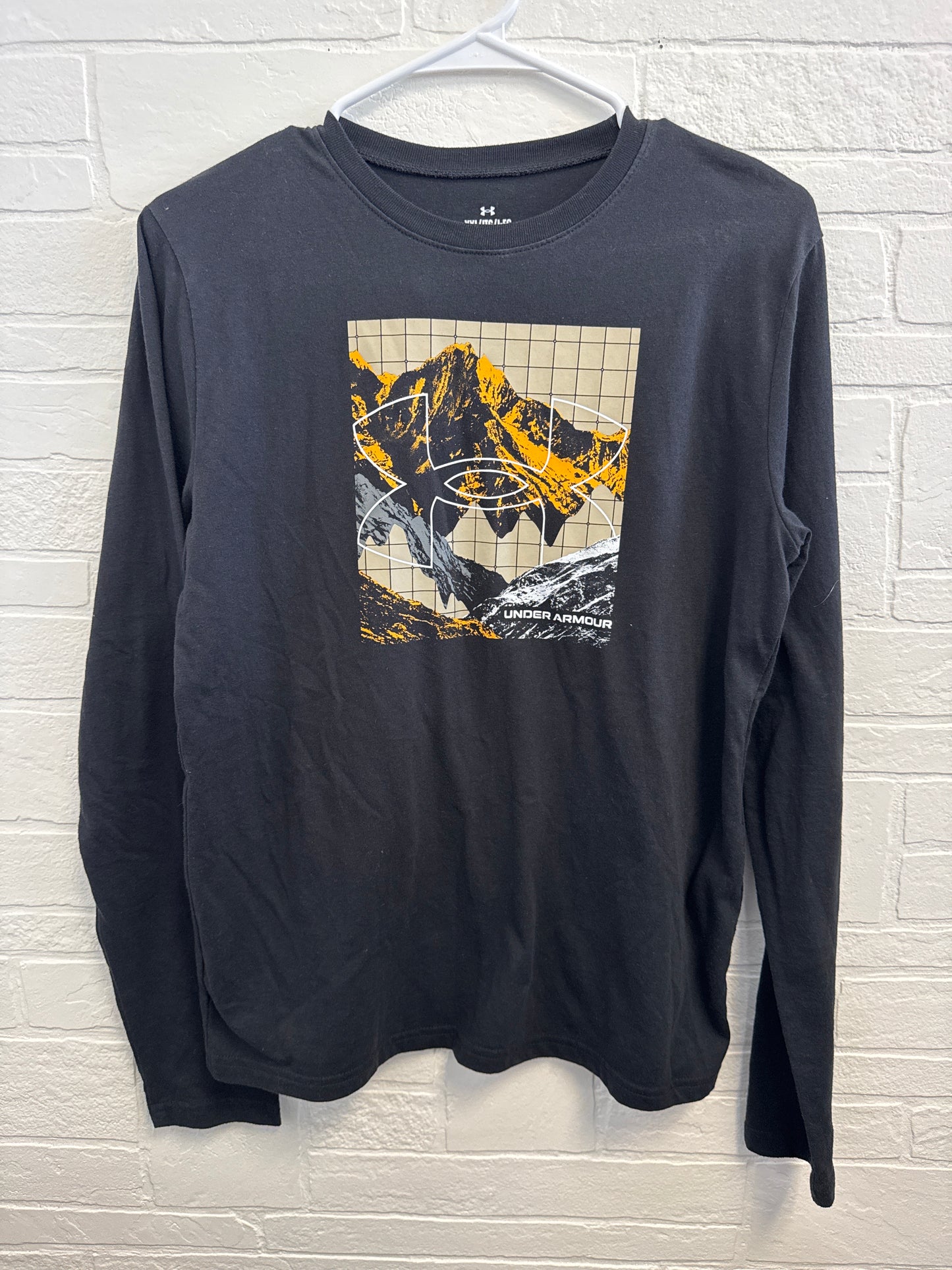 YXL(18-20) Under Armour Mountains Longsleeve