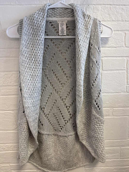 7-8 NEW Max Studio Gray Crochet Cardigan