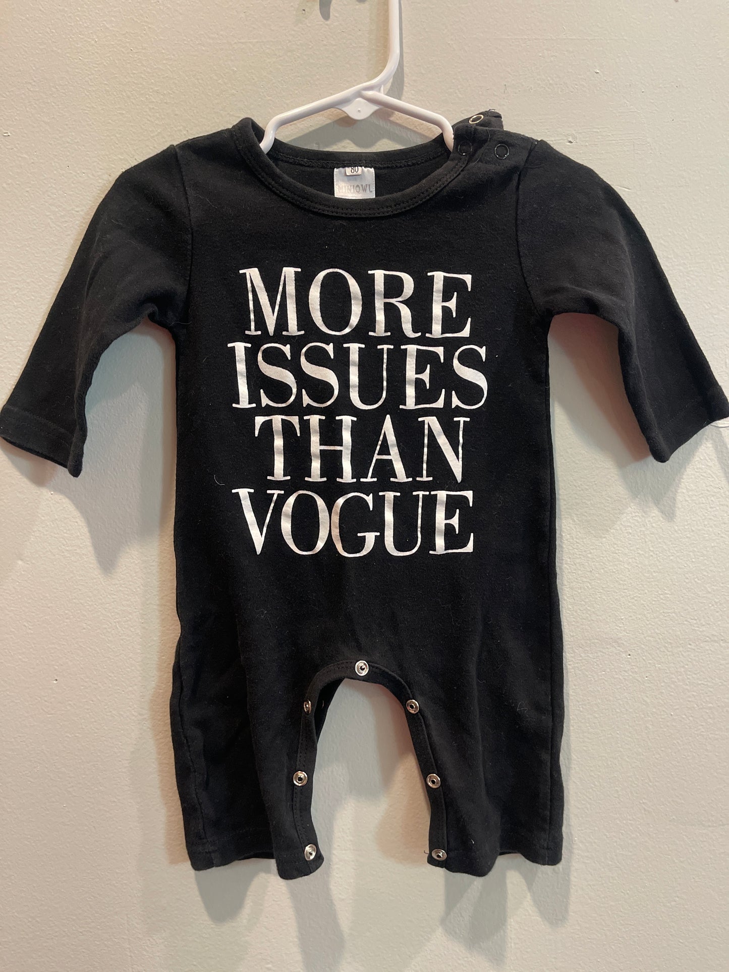 80 (12/24m) Vogue Romper
