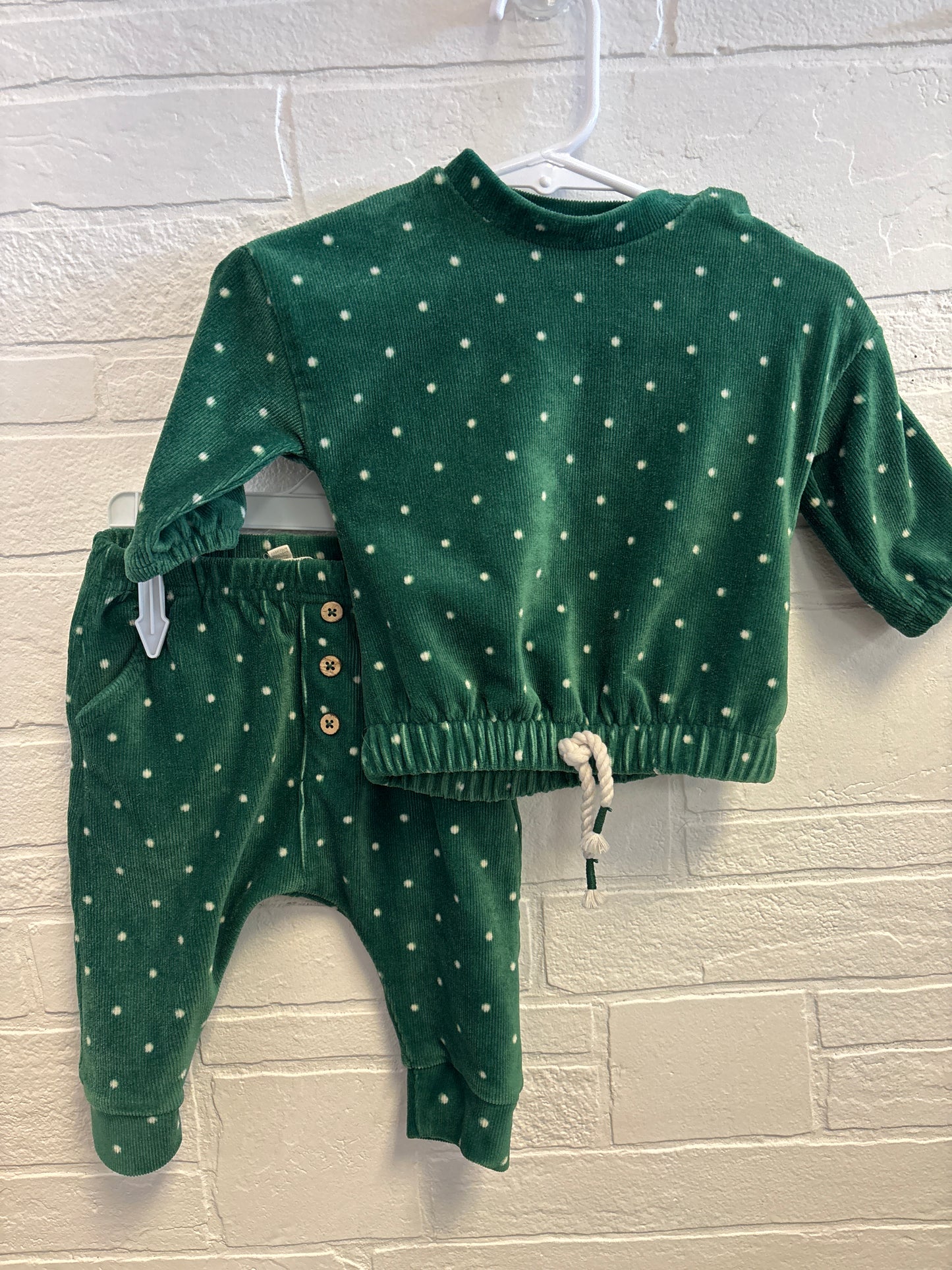 3-6m Soft Green + Dots Outfit