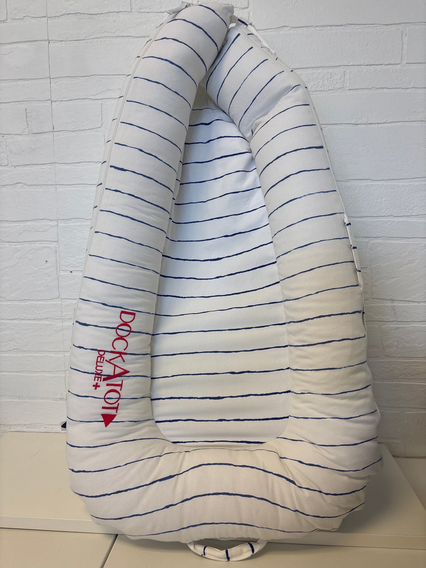 DockATot Deluxe+ Dock Marinière" stripe