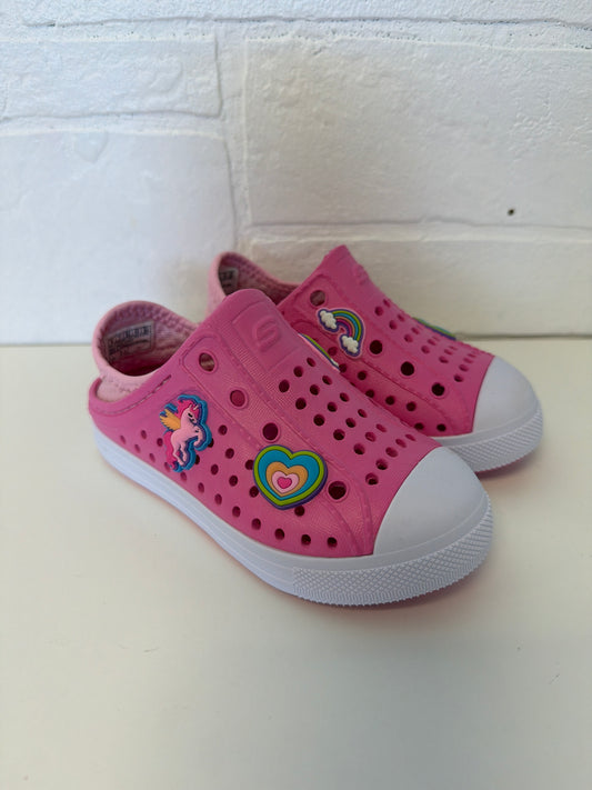 Size 8 NEW Pink Skecher Slip Ons