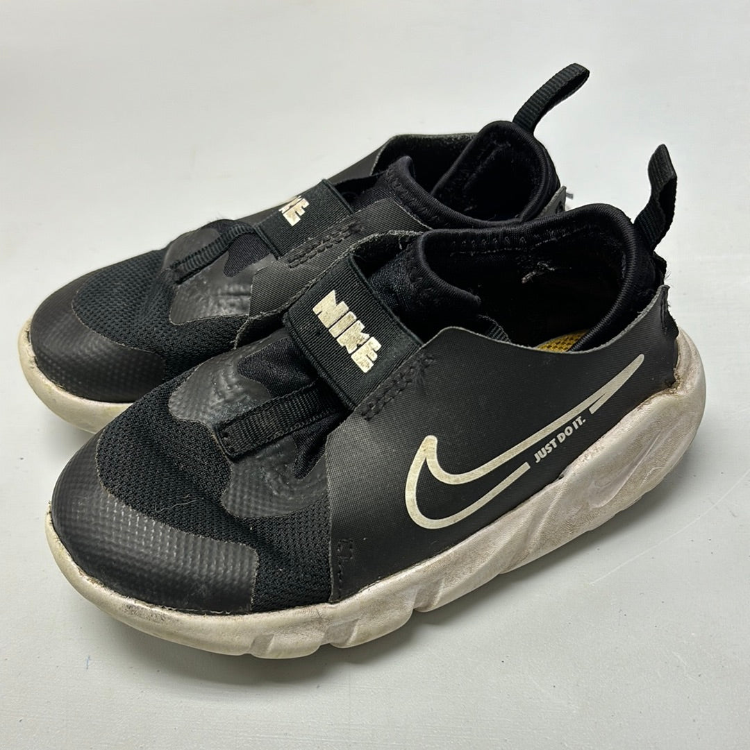 Size 10 Black Nike Tennis Shoes